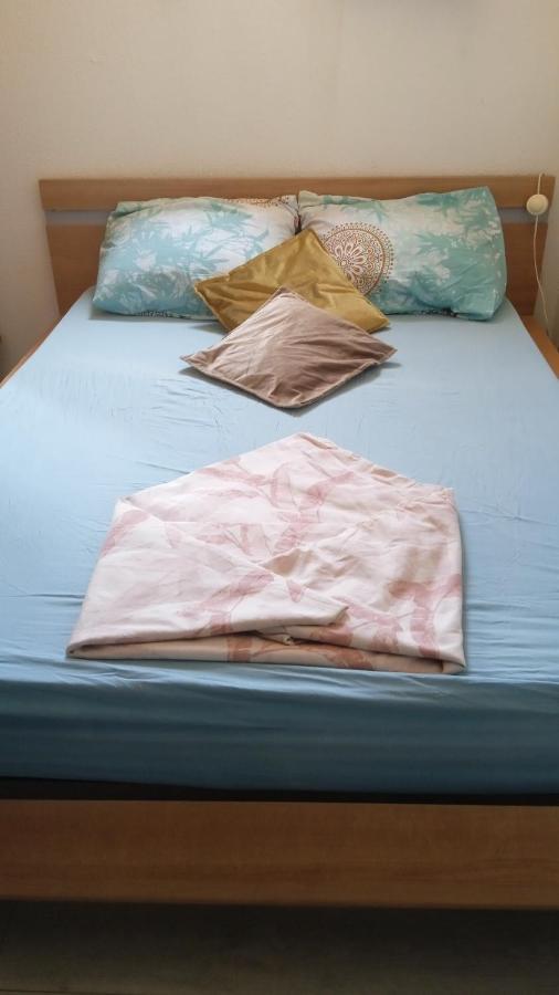 ארל Chambre D'Hote Au Centre Ville מראה חיצוני תמונה